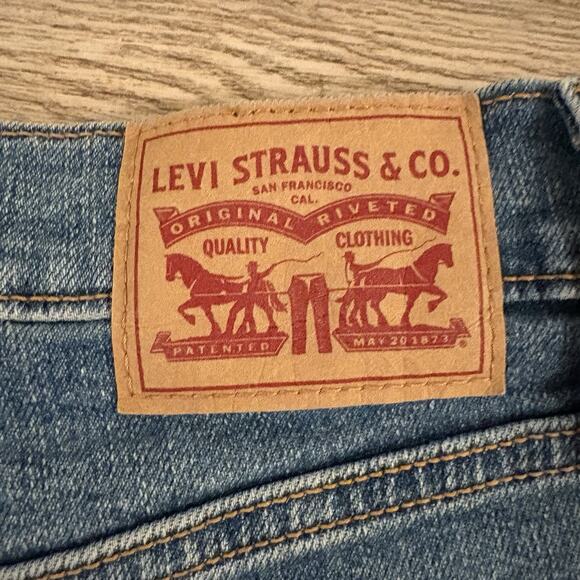Levis Wedgie Straight Jeans | Women 28 X 27 | Raw Hem Button Fly High Rise Denim - Picture 10 of 11